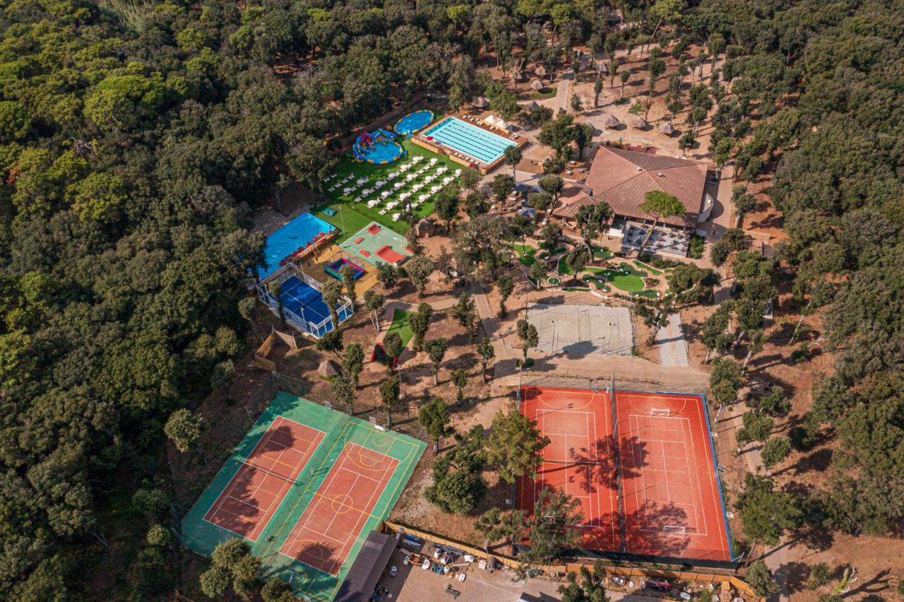 Paradu Ecovillage & Resort Марина ди Кастането Кардучи Екстериор снимка