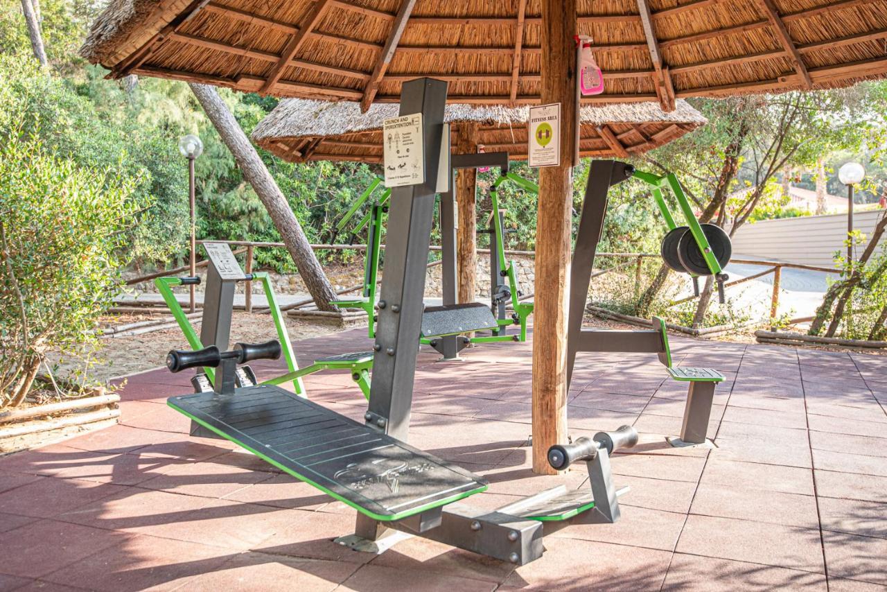 Paradu Ecovillage & Resort Марина ди Кастането Кардучи Екстериор снимка
